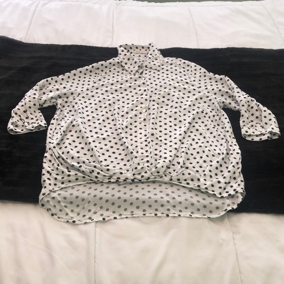 Just Living Tops - Just Living partial button down blouse 👚white & black polka dots low high style